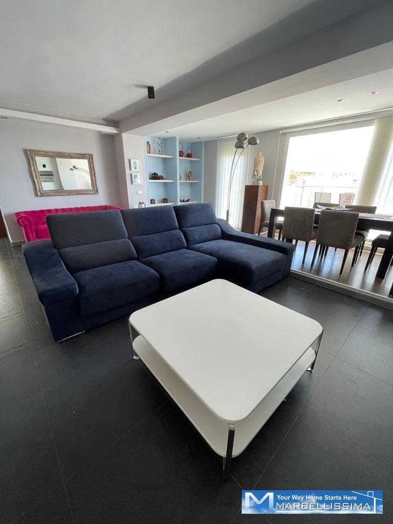 3 bedroom Villa for rent in Marbella with pool garage - € 3,500 (Ref: 9761673)