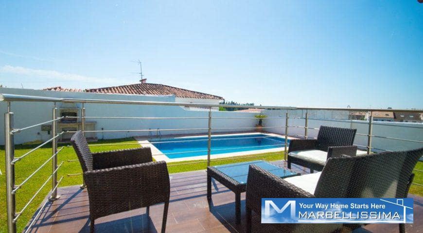 3 bedroom Villa for rent in Marbella with pool garage - € 3,500 (Ref: 9761673)