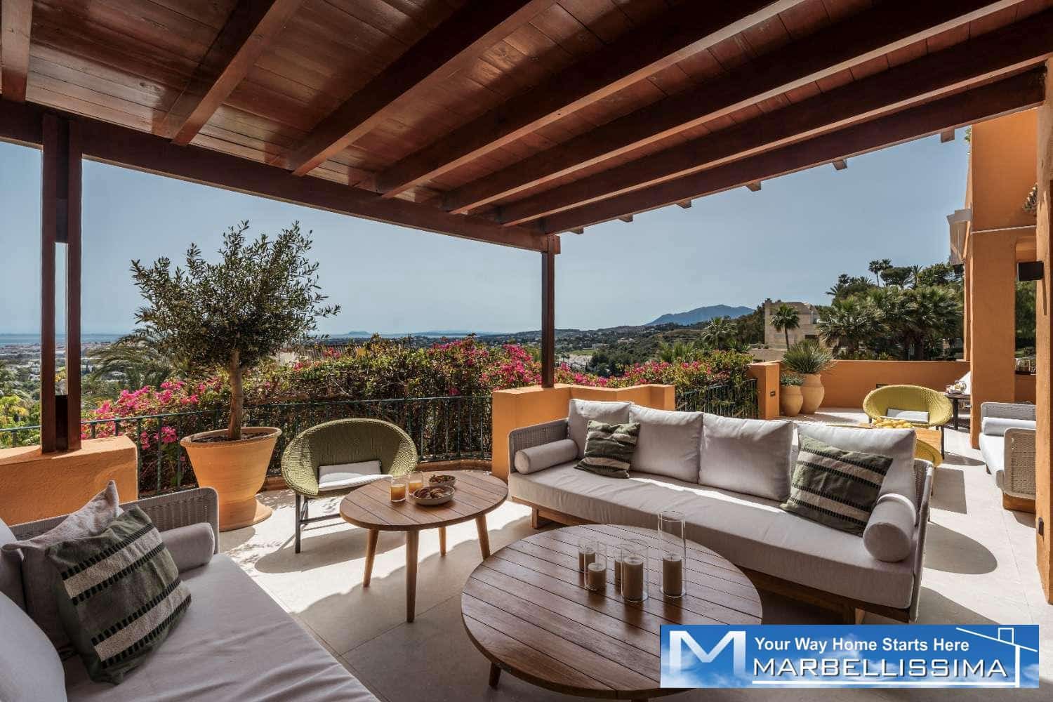 4 soverom Strandleiligheter til salgs i Nueva Andalucia med svømmebasseng - € 2 648 000 (Ref: 9833253)