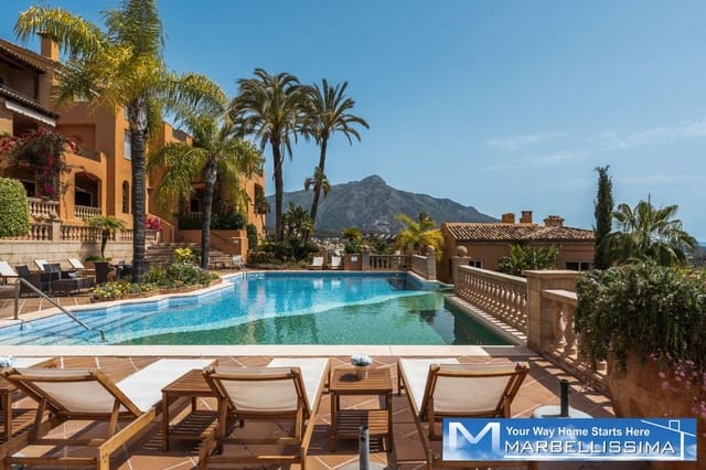 4 soverom Strandleiligheter til salgs i Nueva Andalucía Centro, Marbella med svømmebasseng - € 2 648 000 (Ref: 9833253)
