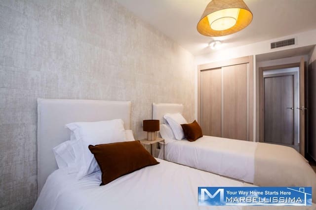 Apartamento Playa de 3 habitaciones en Manilva en venta con piscina garaje - 430.000 € (Ref: 9875670)