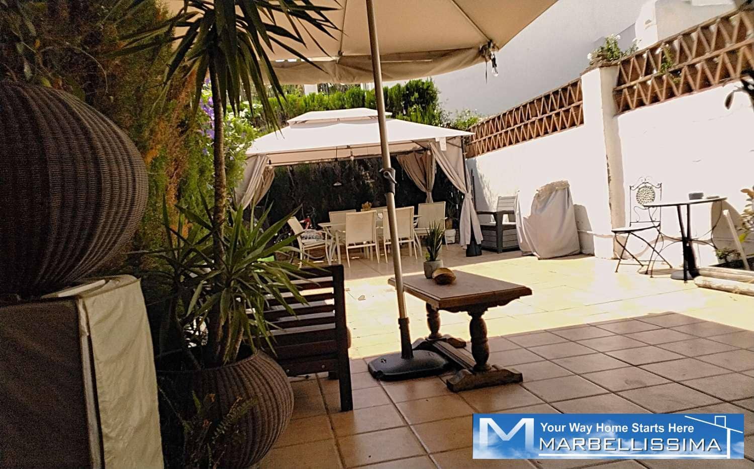 5 chambre Villa/Maison Semi-Mitoyenne à vendre à Bel-Air avec piscine garage - 550 000 € (Ref: 9955662)