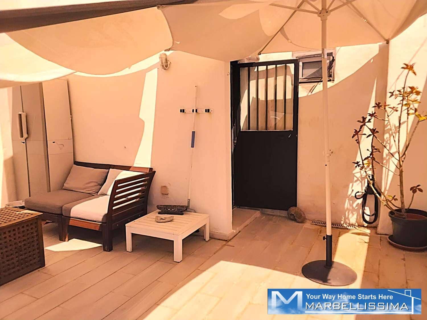 5 chambre Villa/Maison Semi-Mitoyenne à vendre à Bel-Air avec piscine garage - 550 000 € (Ref: 9955662)