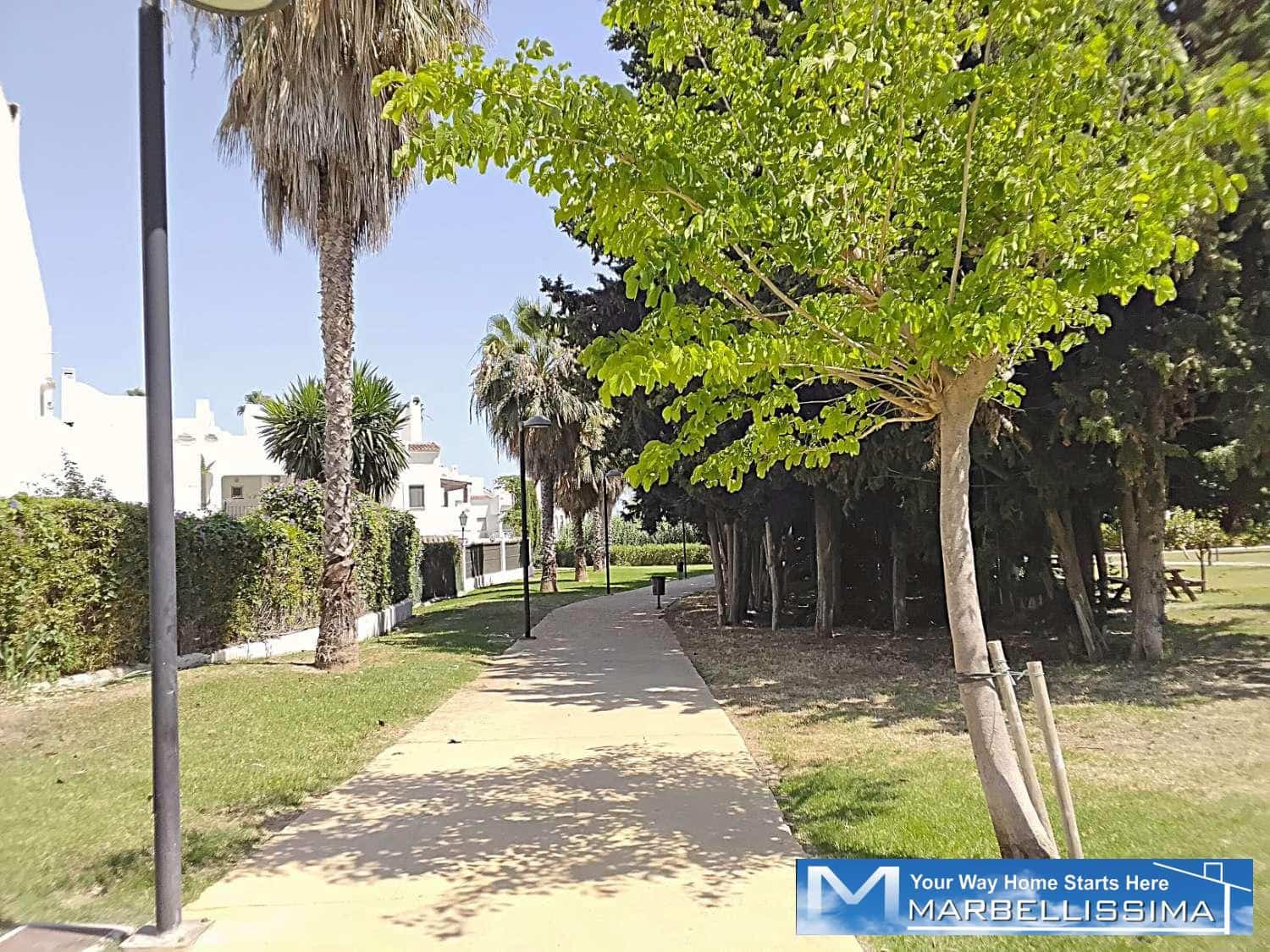 5 chambre Villa/Maison Semi-Mitoyenne à vendre à Bel-Air avec piscine garage - 550 000 € (Ref: 9955662)