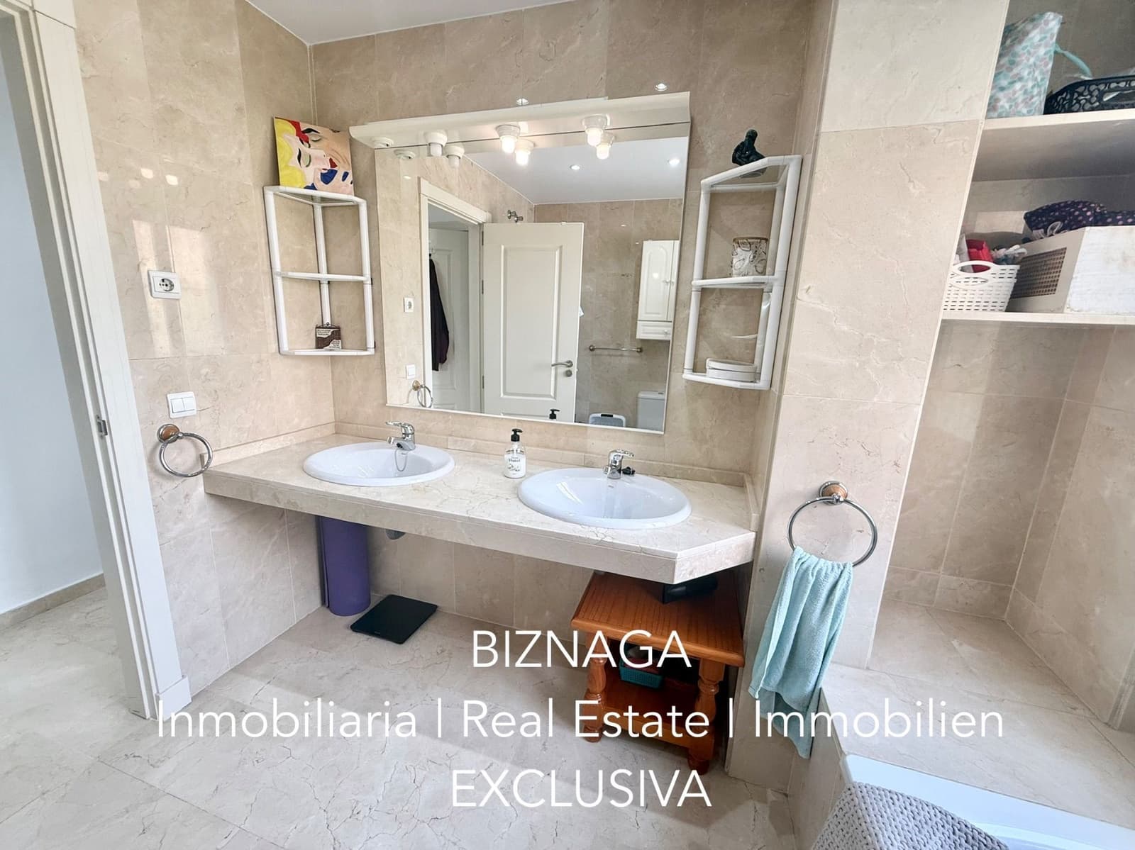 2 slaapkamer Flat te koop in Torrox-Costa met zwembad garage - € 448.000 (Ref: 10103634)