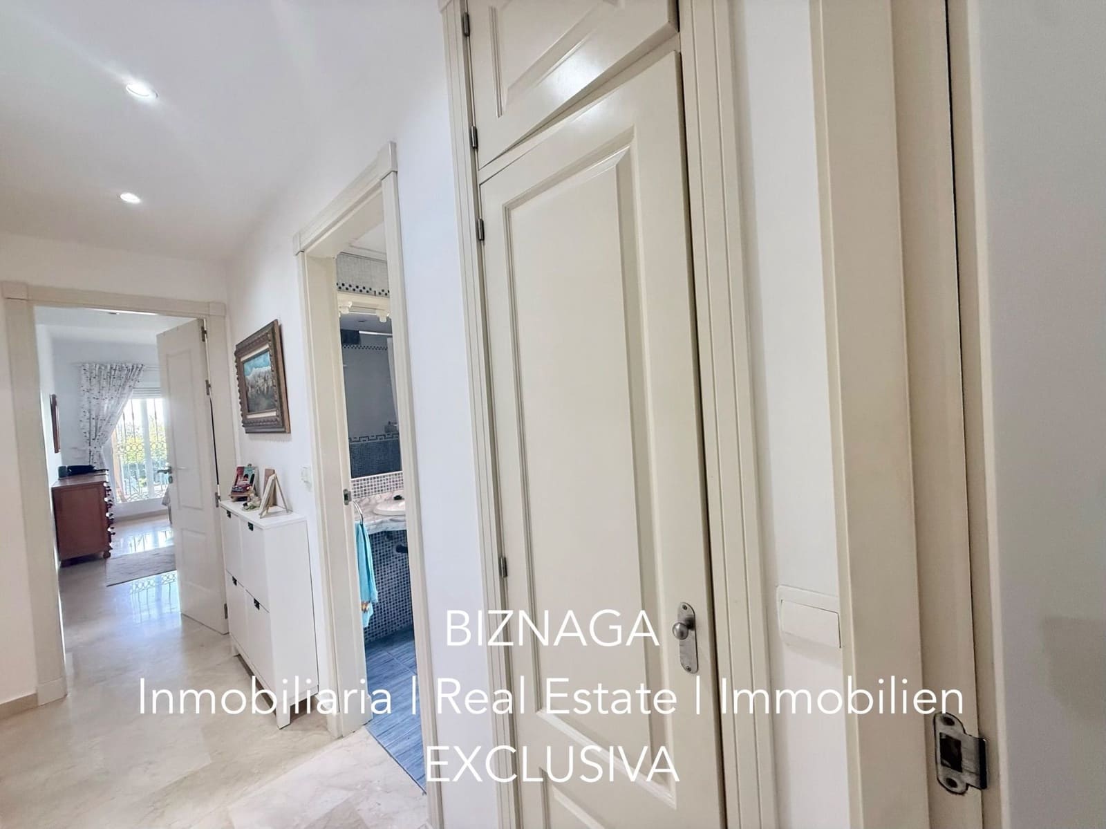 2 slaapkamer Flat te koop in Torrox-Costa met zwembad garage - € 448.000 (Ref: 10103634)