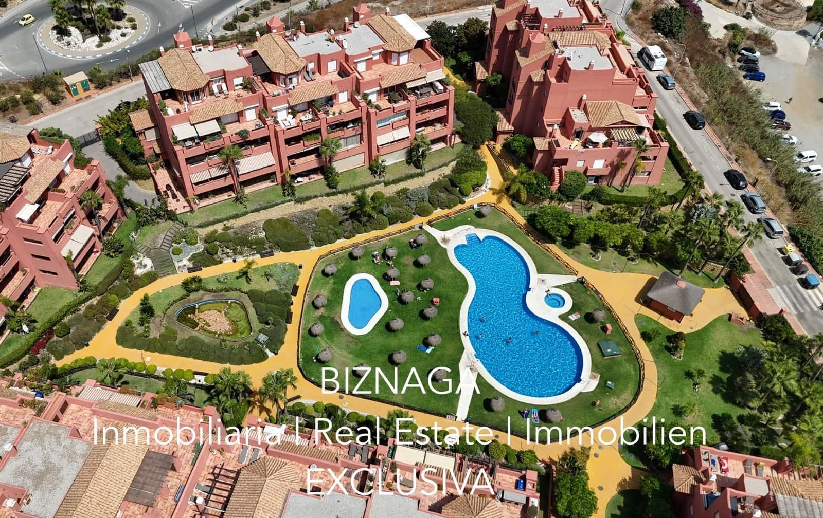 2 slaapkamer Flat te koop in Torrox-Costa met zwembad garage - € 448.000 (Ref: 10103634)