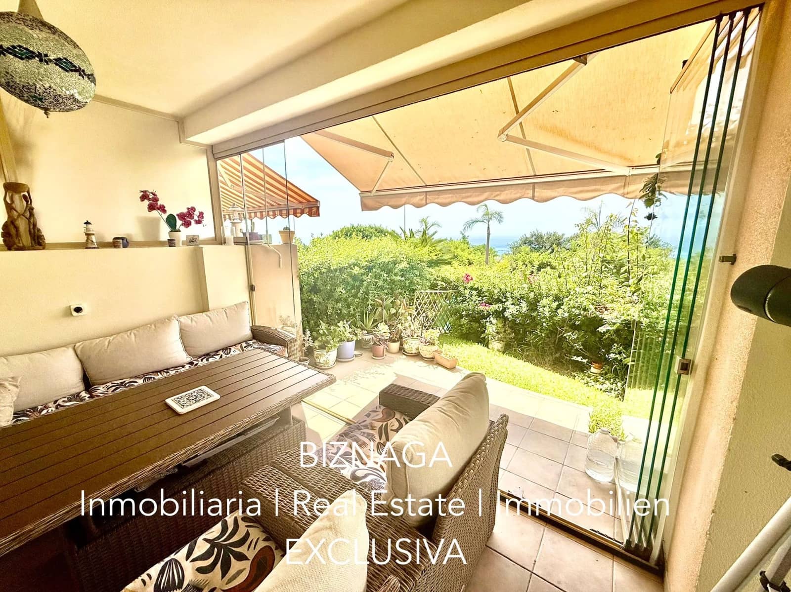 2 slaapkamer Flat te koop in Torrox-Costa met zwembad garage - € 448.000 (Ref: 10103634)