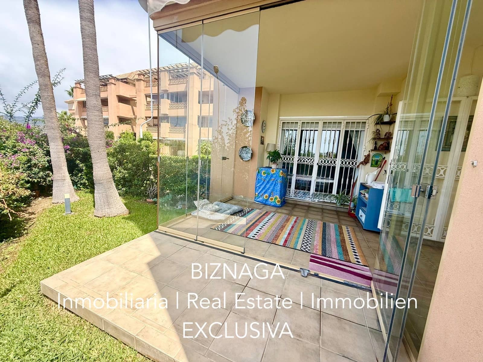 2 slaapkamer Flat te koop in Torrox-Costa met zwembad garage - € 448.000 (Ref: 10103634)