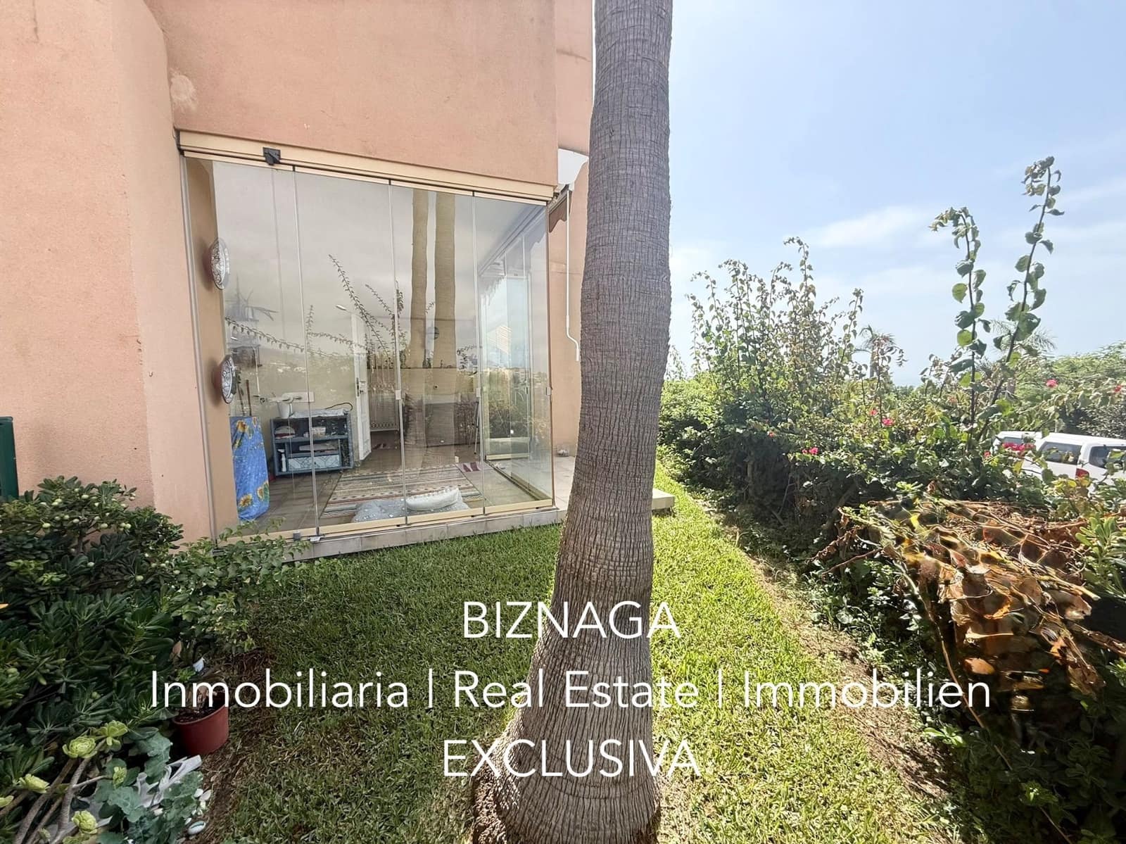 2 slaapkamer Flat te koop in Torrox-Costa met zwembad garage - € 448.000 (Ref: 10103634)