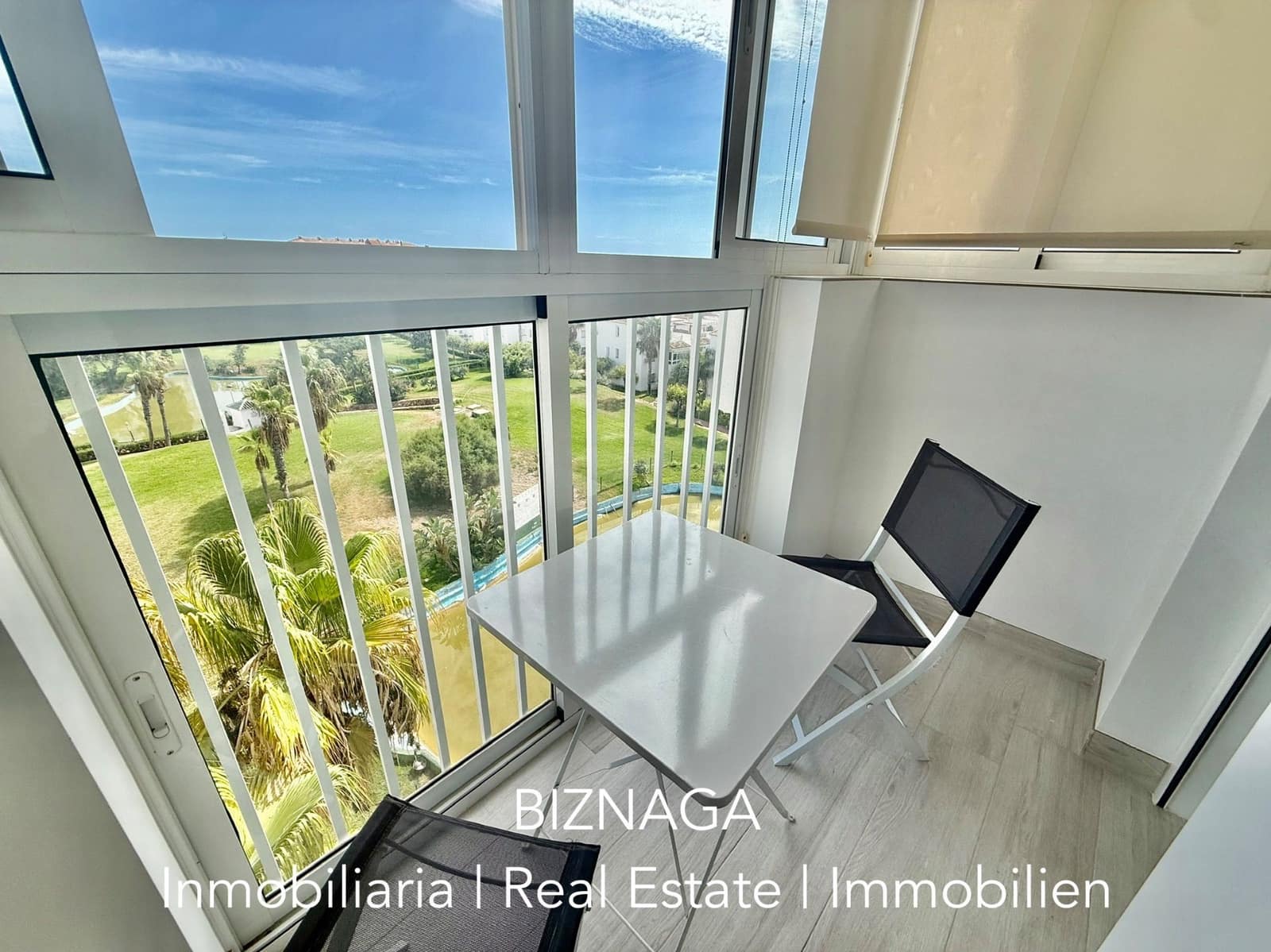 2 sovrum Lägenhet till salu i Torrox-Costa med pool - 499 000 € (Ref: 10103635)