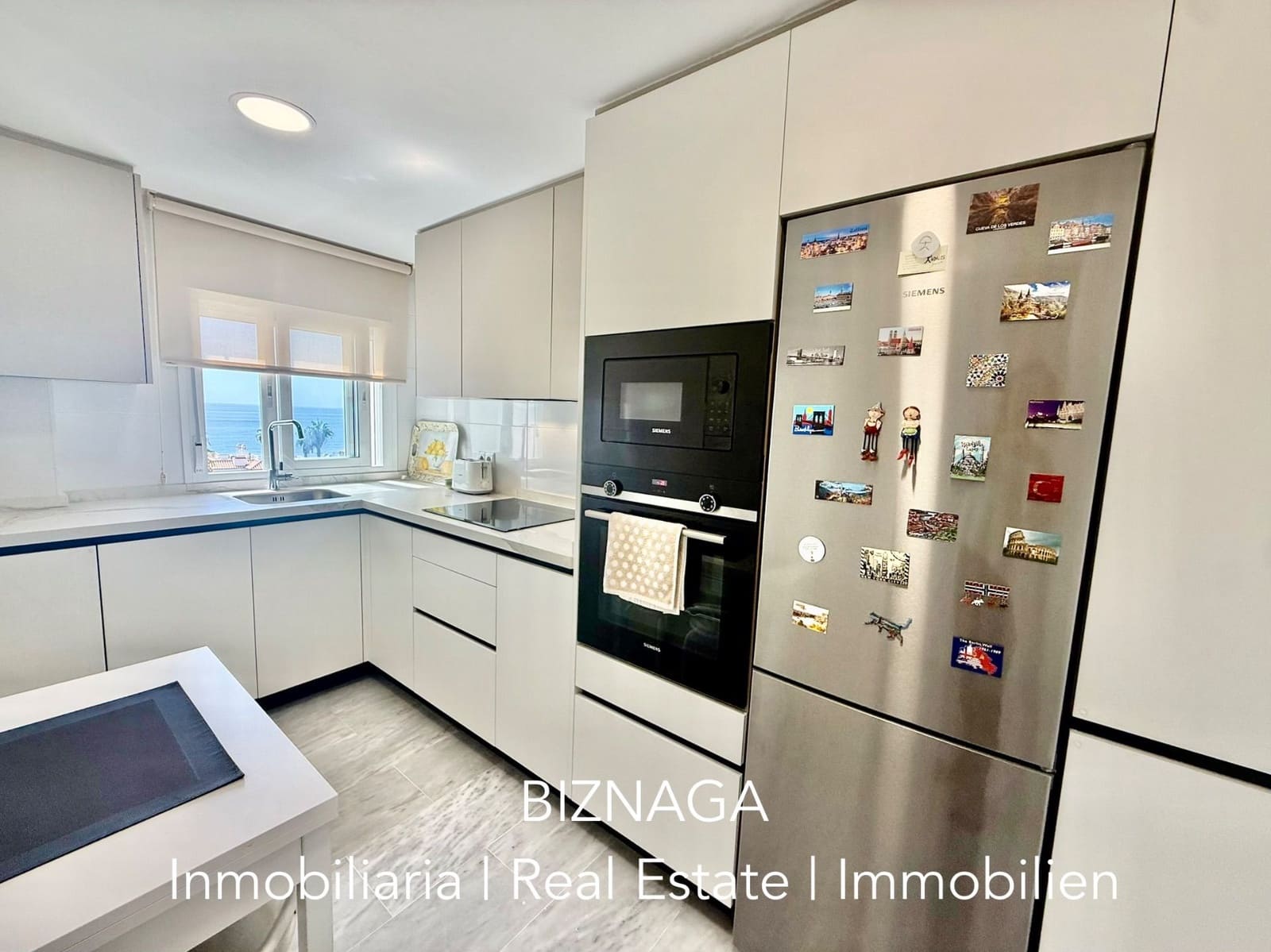 2 sovrum Lägenhet till salu i Torrox-Costa med pool - 499 000 € (Ref: 10103635)