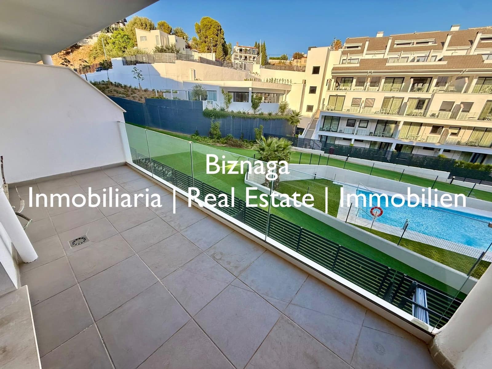 2 quarto Apartamento para venda em Fuengirola com piscina garagem - 295 000 € (Ref: 10103636)