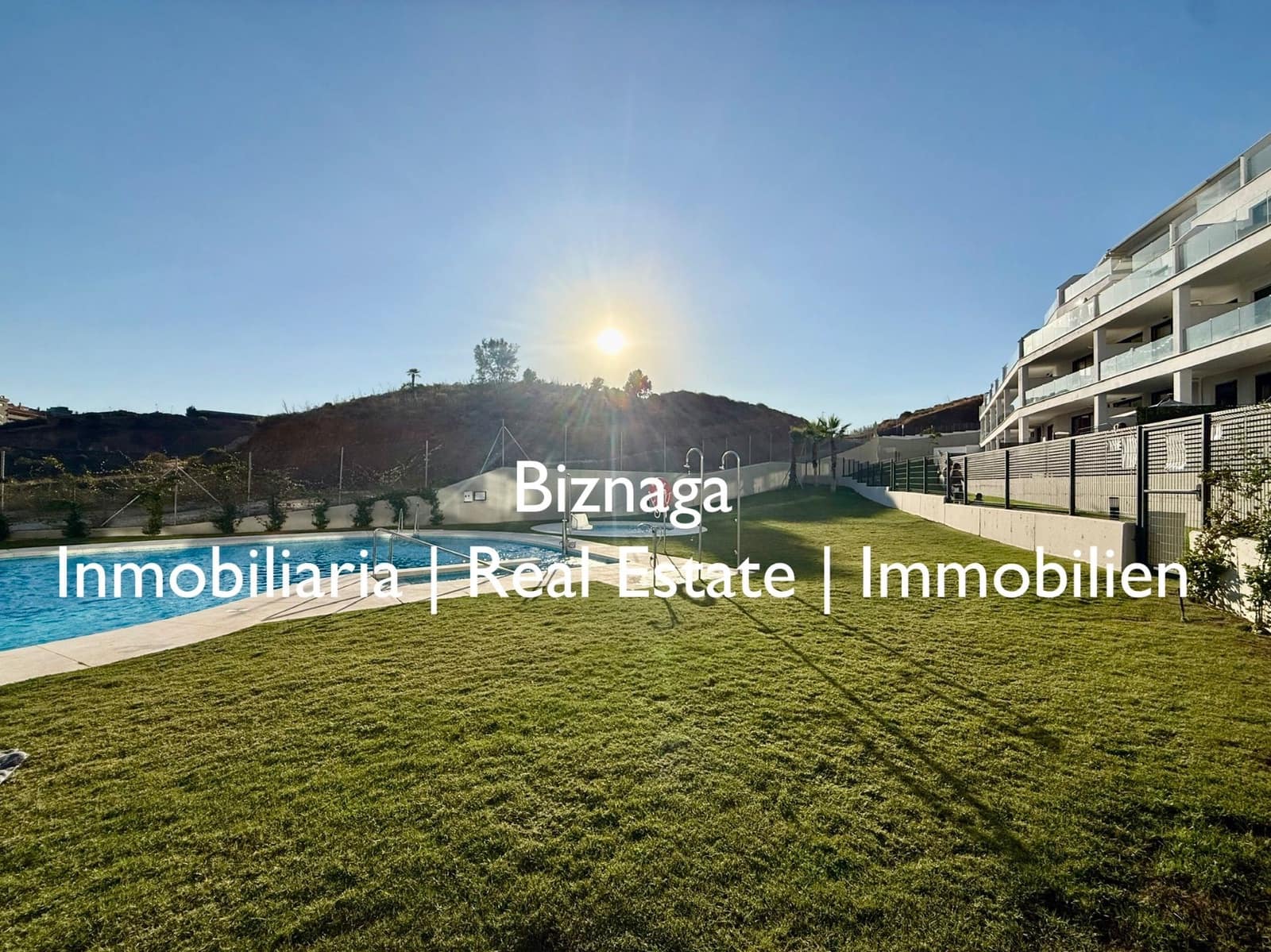 2 quarto Apartamento para venda em Fuengirola com piscina garagem - 295 000 € (Ref: 10103636)