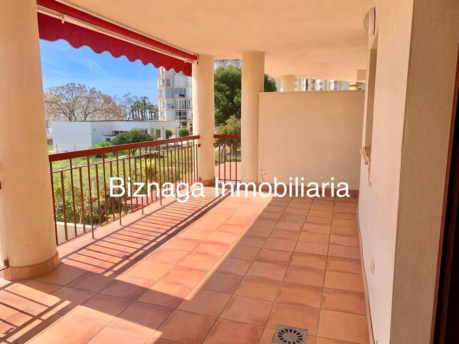 2 slaapkamer Flat te koop in Torrox-Costa met zwembad garage - € 248.000 (Ref: 9340028)