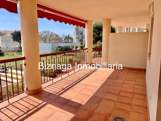 2 slaapkamer Flat te koop in Centro Internacional, Torrox met zwembad garage - € 248.000 (Ref: 9340028)