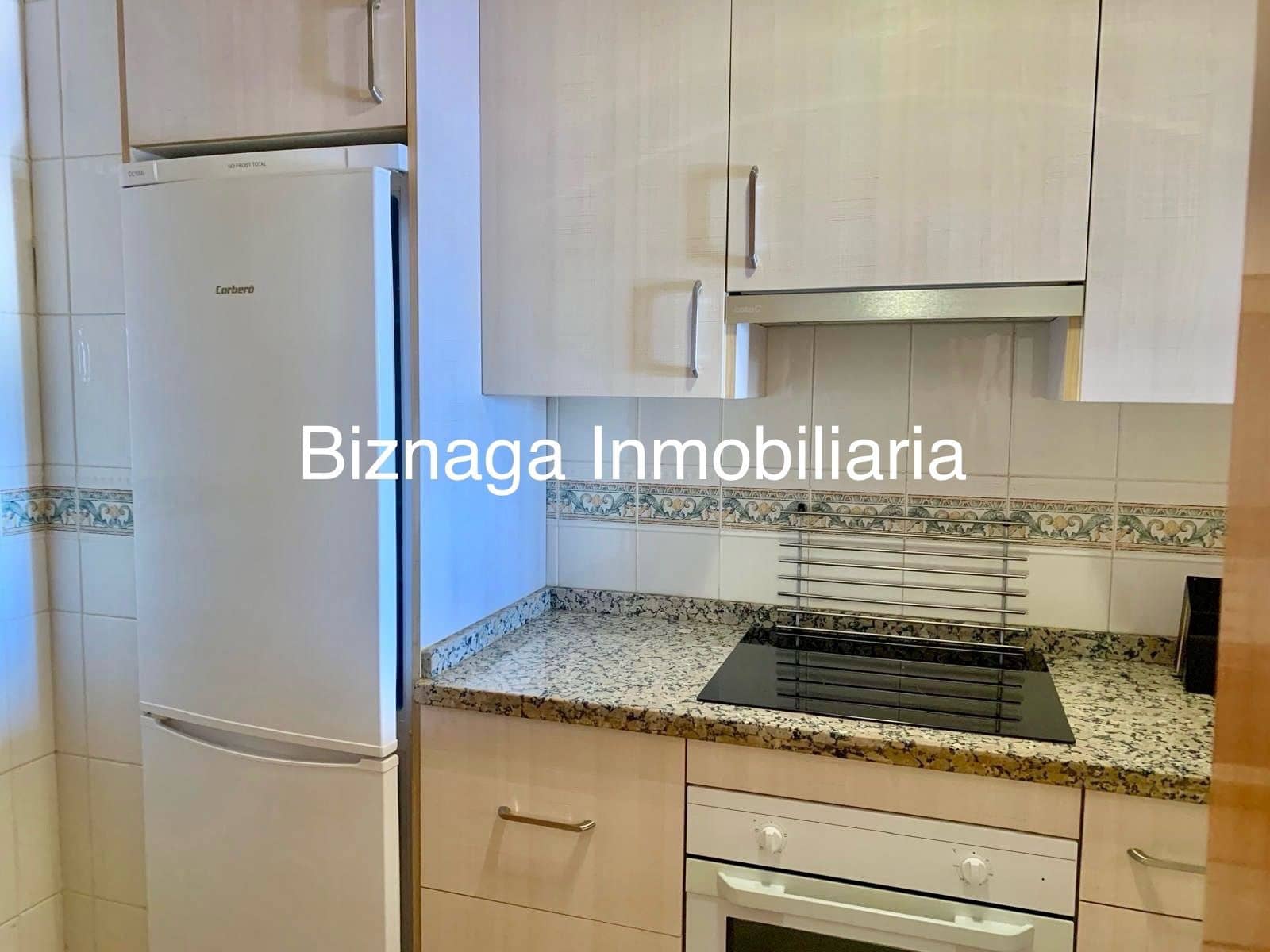 2 slaapkamer Flat te koop in Torrox-Costa met zwembad garage - € 248.000 (Ref: 9340028)