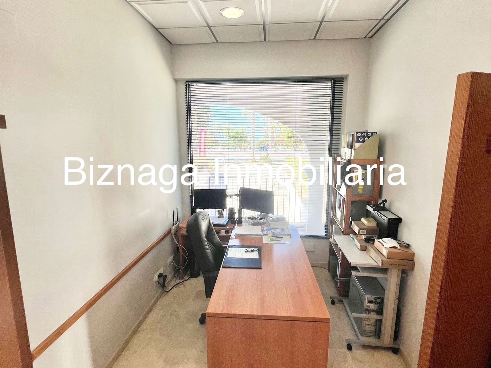 3 slaapkamer Commercieel te koop in Torrox-Costa - € 230.000 (Ref: 9340029)