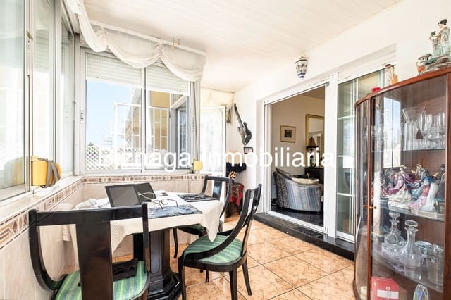 2 sovrum Semi-fristående Villa till salu i Centro Internacional, Torrox - 359 000 € (Ref: 9340030)