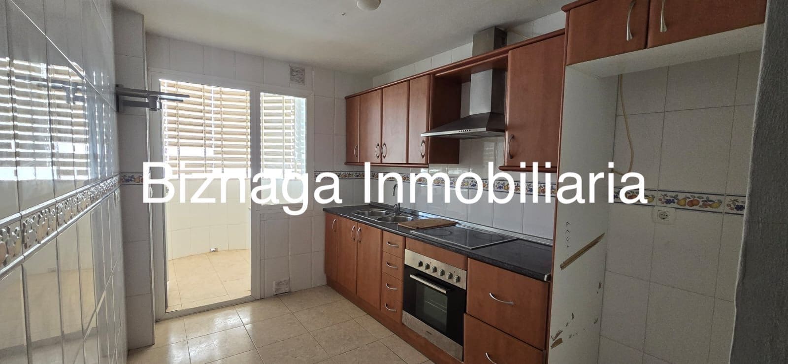 4 quarto Apartamento para venda em Torrox-Costa - 275 000 € (Ref: 9340031)