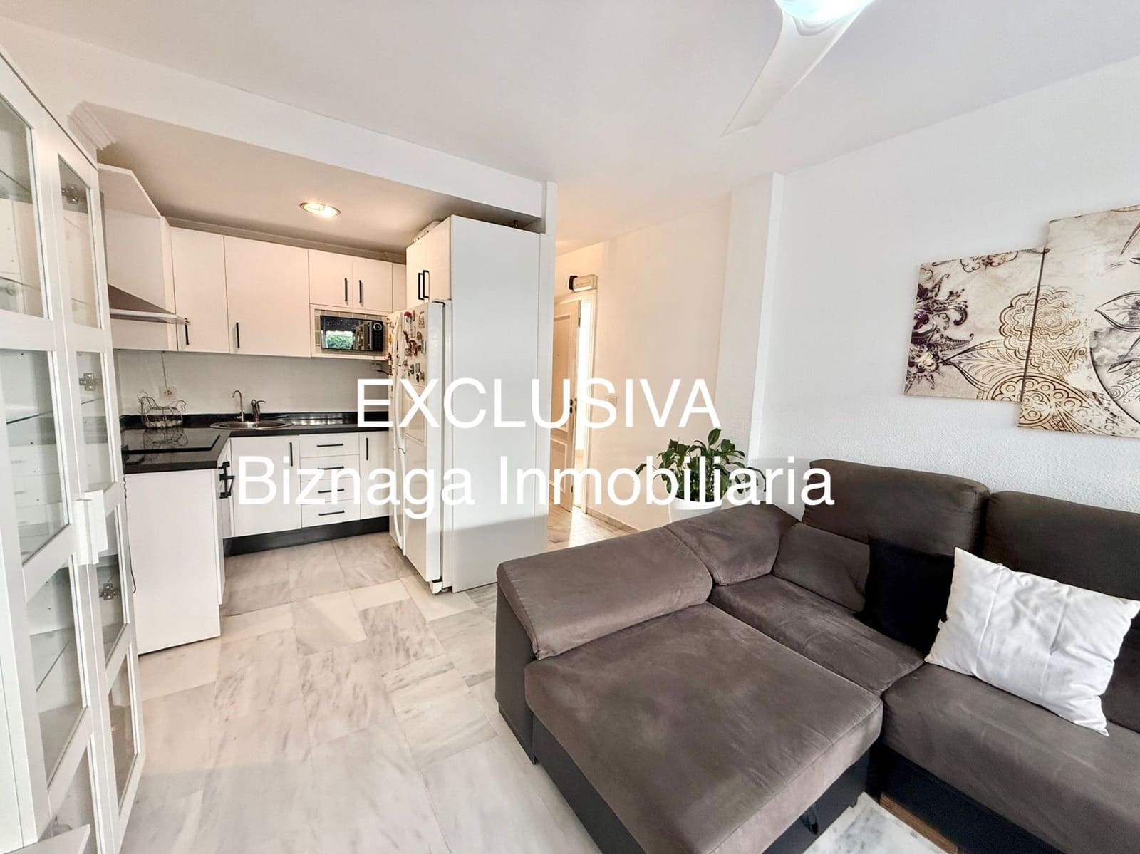 3 soveværelse Byhus til salg i Torrox-Costa med swimmingpool - € 348.000 (Ref: 9340032)