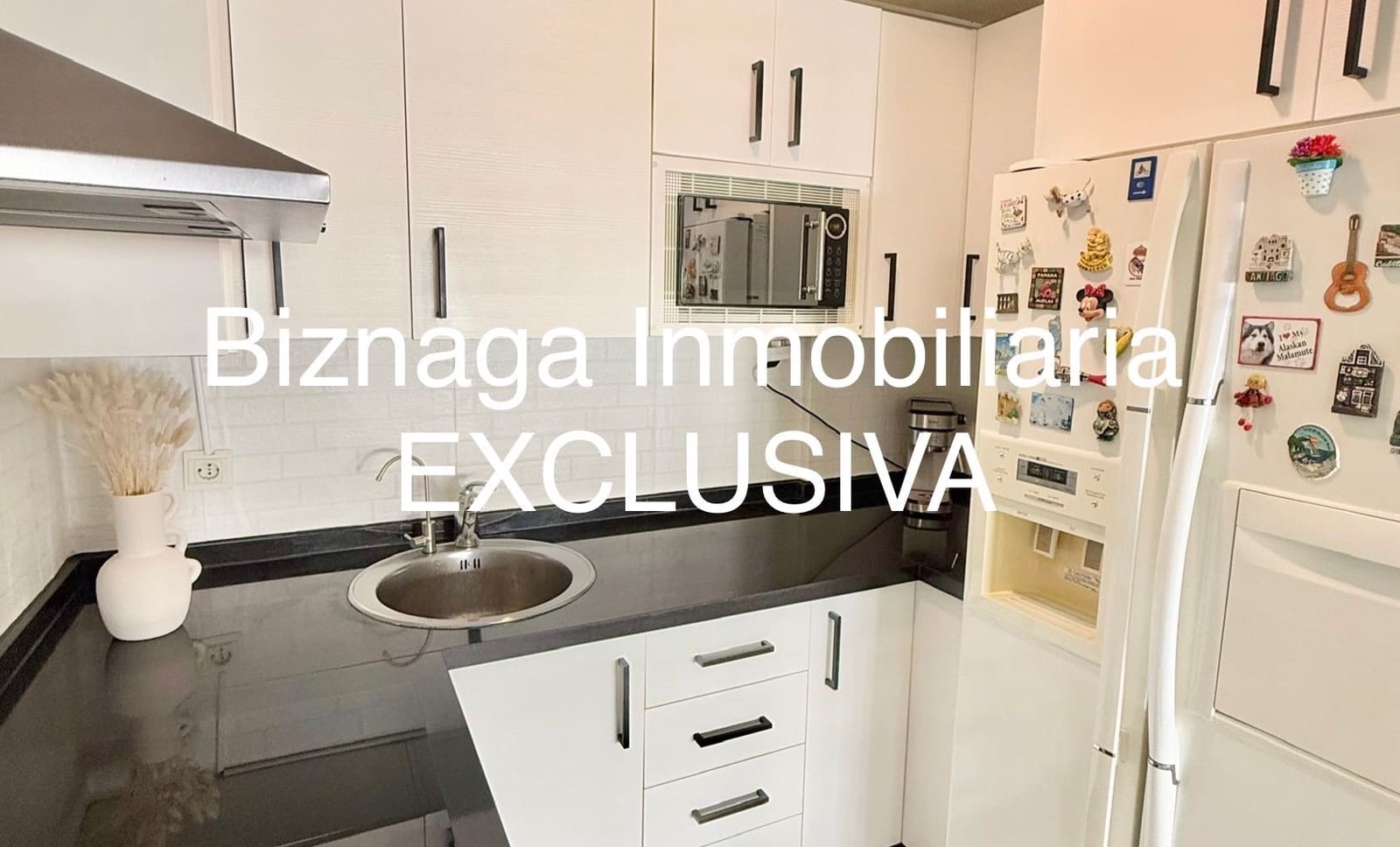 3 soveværelse Byhus til salg i Torrox-Costa med swimmingpool - € 348.000 (Ref: 9340032)