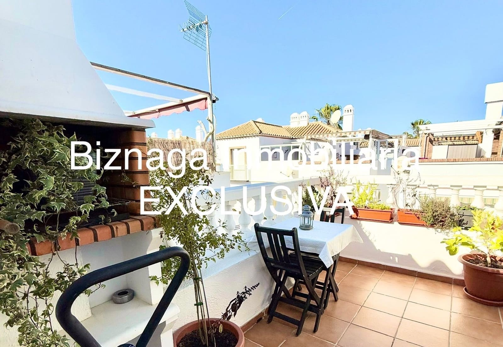 3 soveværelse Byhus til salg i Torrox-Costa med swimmingpool - € 348.000 (Ref: 9340032)