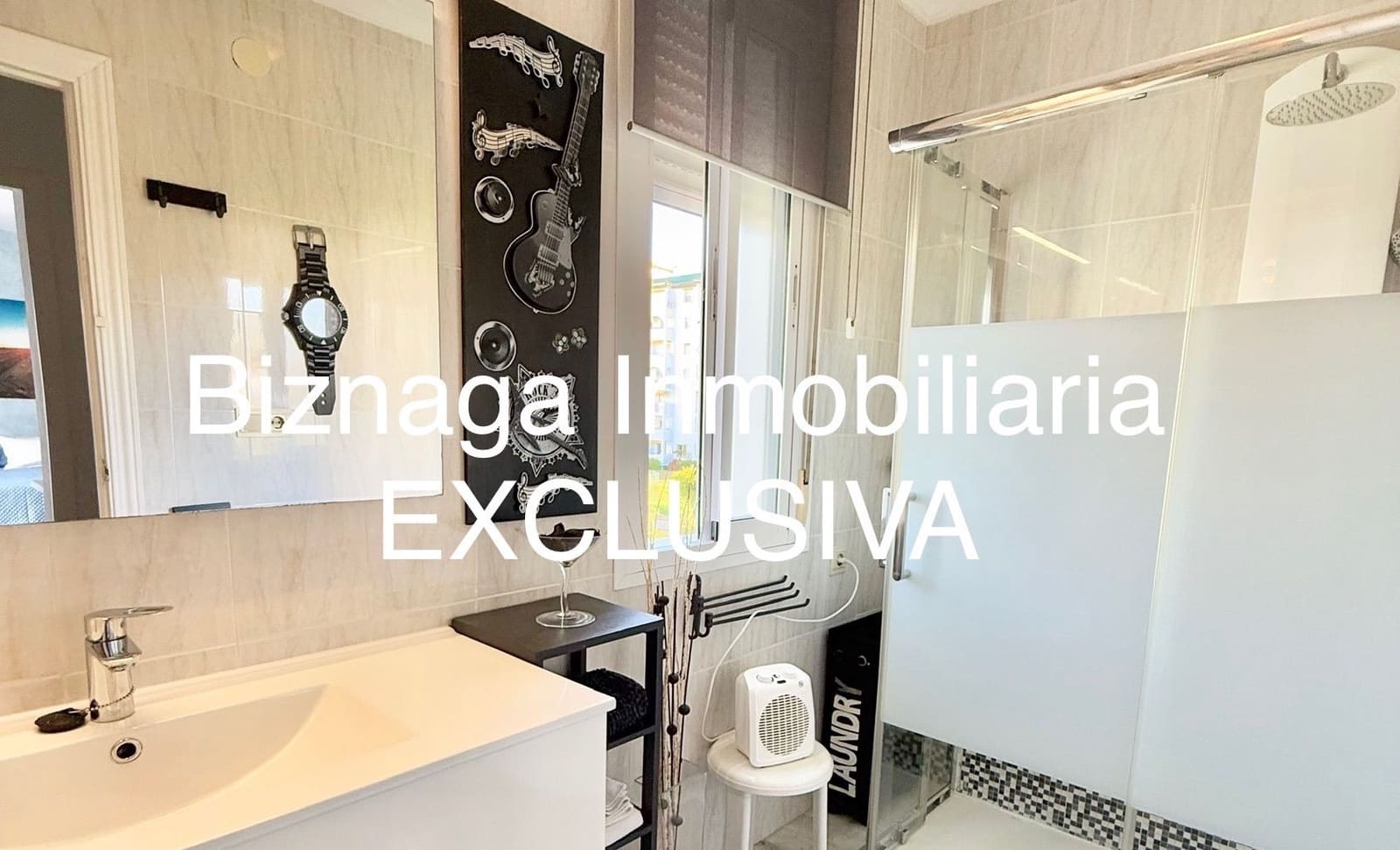 3 soveværelse Byhus til salg i Torrox-Costa med swimmingpool - € 348.000 (Ref: 9340032)