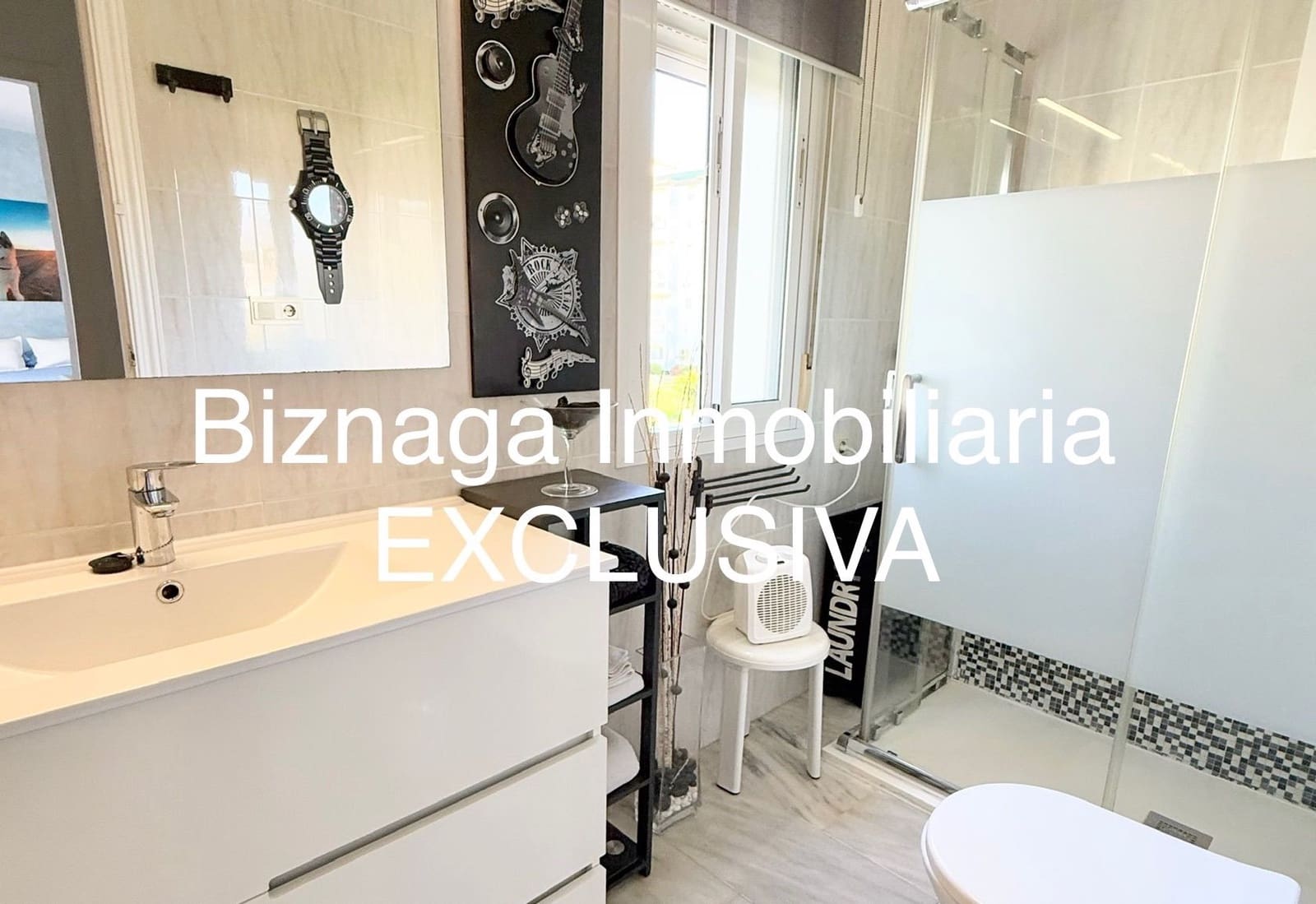 3 soveværelse Byhus til salg i Torrox-Costa med swimmingpool - € 348.000 (Ref: 9340032)