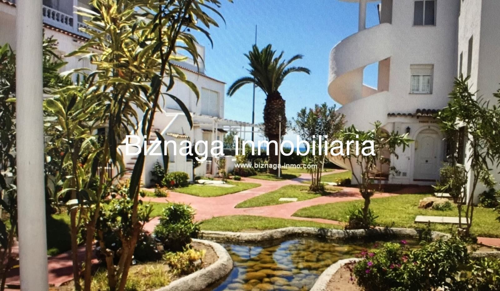 3 soveværelse Byhus til salg i Torrox-Costa med swimmingpool - € 348.000 (Ref: 9340032)