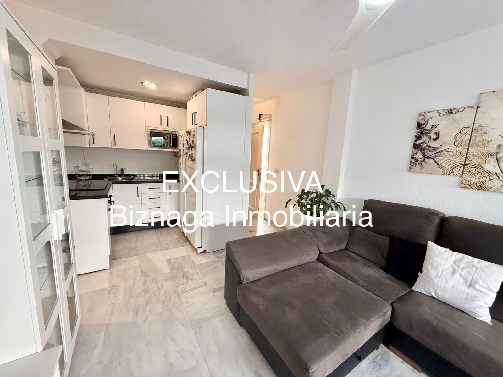 3 soveværelse Byhus til salg i Torrox-Costa med swimmingpool - € 348.000 (Ref: 9340032)