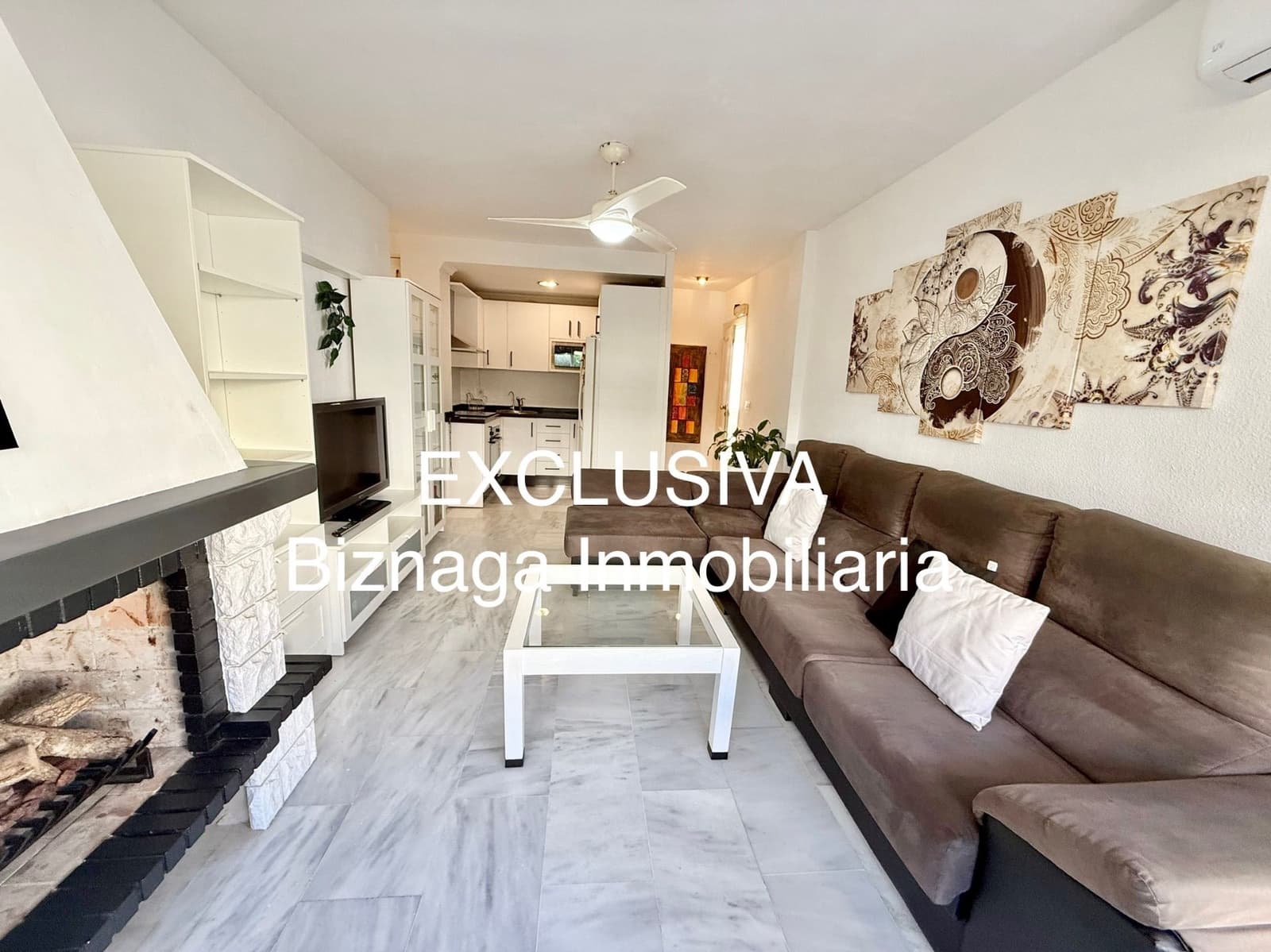 3 soveværelse Byhus til salg i Torrox-Costa med swimmingpool - € 348.000 (Ref: 9340032)