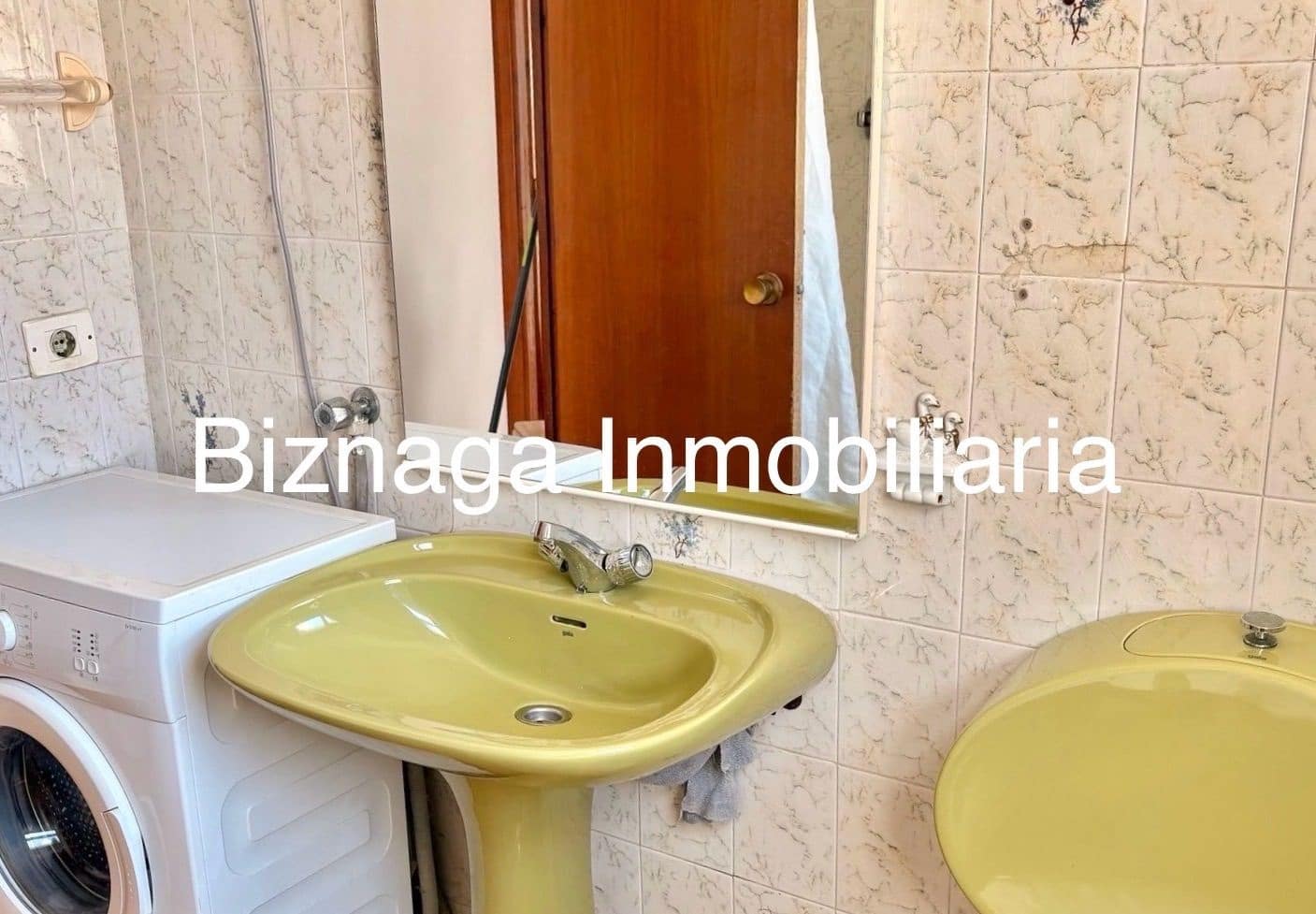 2 sovrum Semi-fristående Villa till salu i Torrox-Costa med pool - 329 900 € (Ref: 9340033)