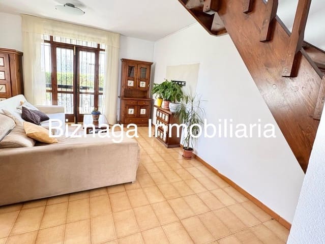 2 sovrum Semi-fristående Villa till salu i Centro Internacional, Torrox med pool - 329 900 € (Ref: 9340033)
