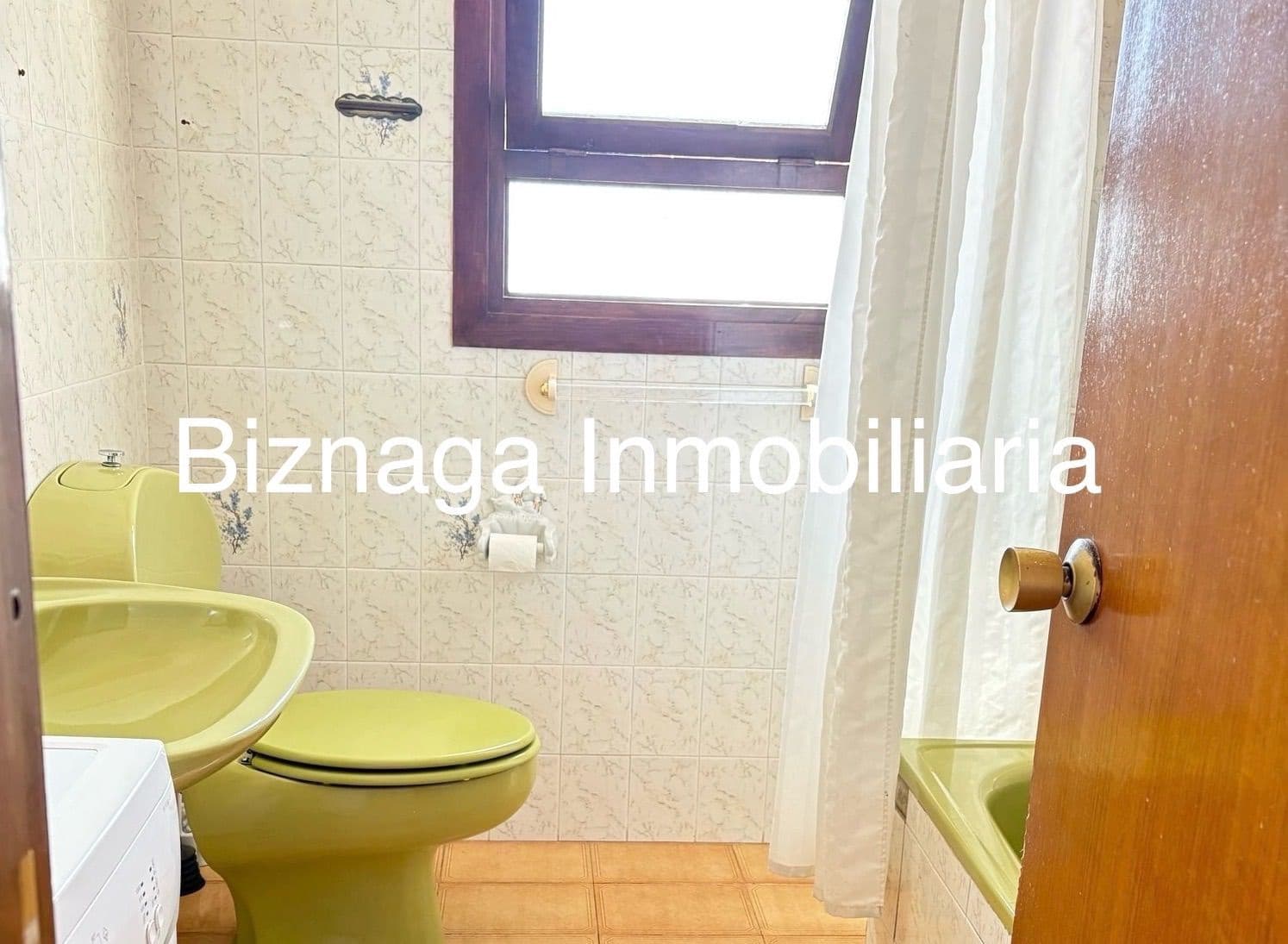 2 sovrum Semi-fristående Villa till salu i Torrox-Costa med pool - 329 900 € (Ref: 9340033)