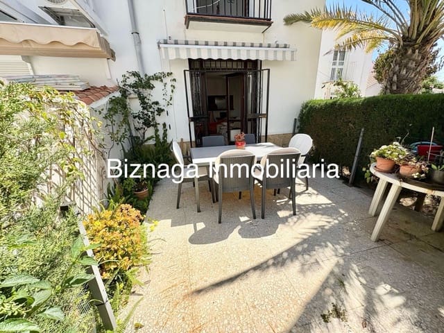 2 sovrum Semi-fristående Villa till salu i Centro Internacional, Torrox med pool - 329 900 € (Ref: 9340033)