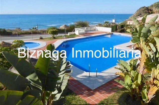 4 sypialnia Dom blizniak na sprzedaż w El Peñoncillo, Torrox z basenem garażem - 520 000 € (Ref: 9340034)