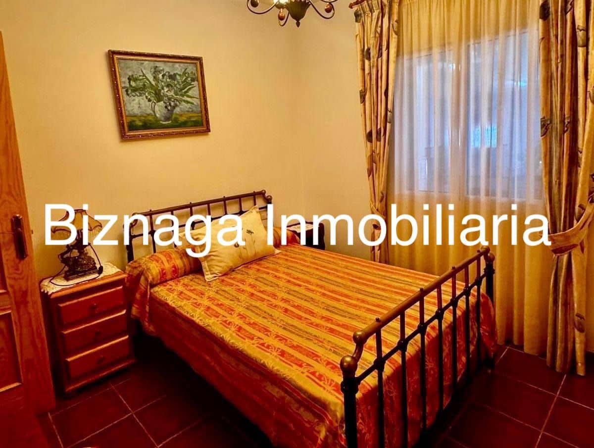 4 sypialnia Dom blizniak na sprzedaż w Torrox-Costa z basenem garażem - 520 000 € (Ref: 9340034)