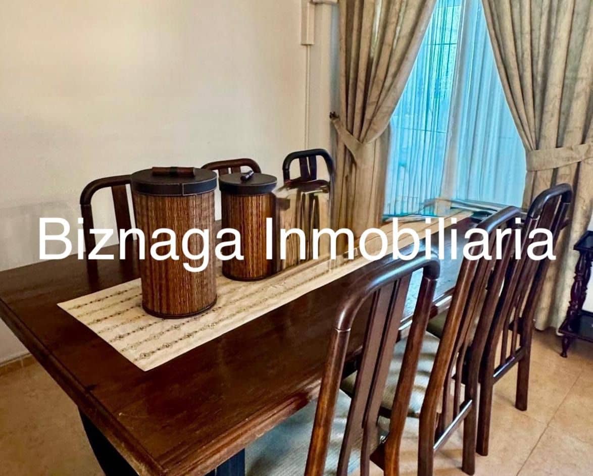4 sypialnia Dom blizniak na sprzedaż w Torrox-Costa z basenem garażem - 520 000 € (Ref: 9340034)