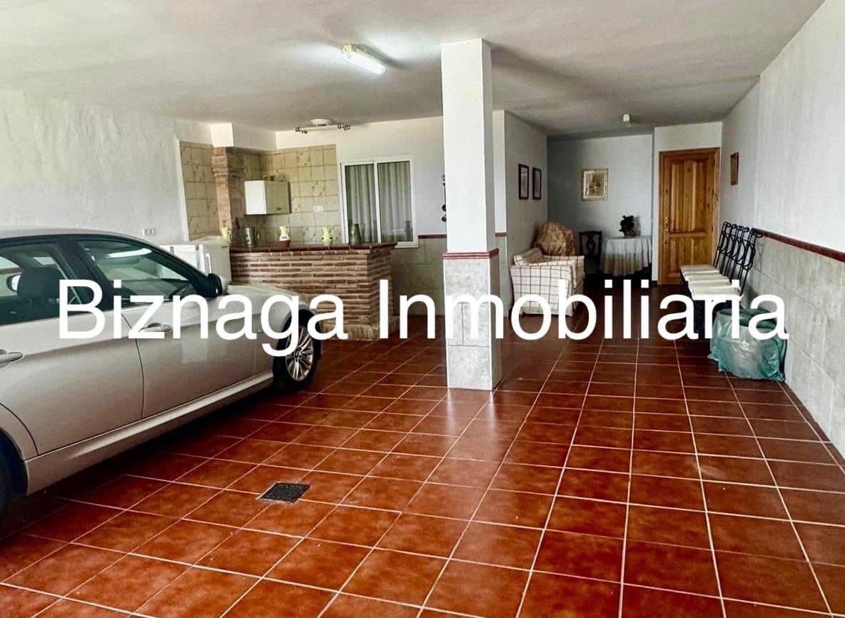 4 sypialnia Dom blizniak na sprzedaż w Torrox-Costa z basenem garażem - 520 000 € (Ref: 9340034)