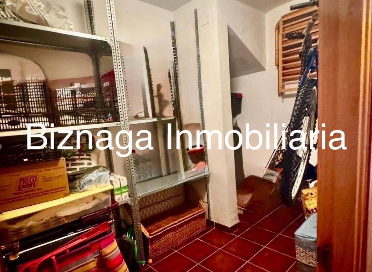 4 sypialnia Dom blizniak na sprzedaż w Torrox-Costa z basenem garażem - 520 000 € (Ref: 9340034)