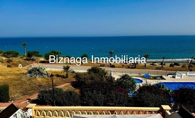 4 sypialnia Dom blizniak na sprzedaż w El Peñoncillo, Torrox z basenem garażem - 520 000 € (Ref: 9340034)