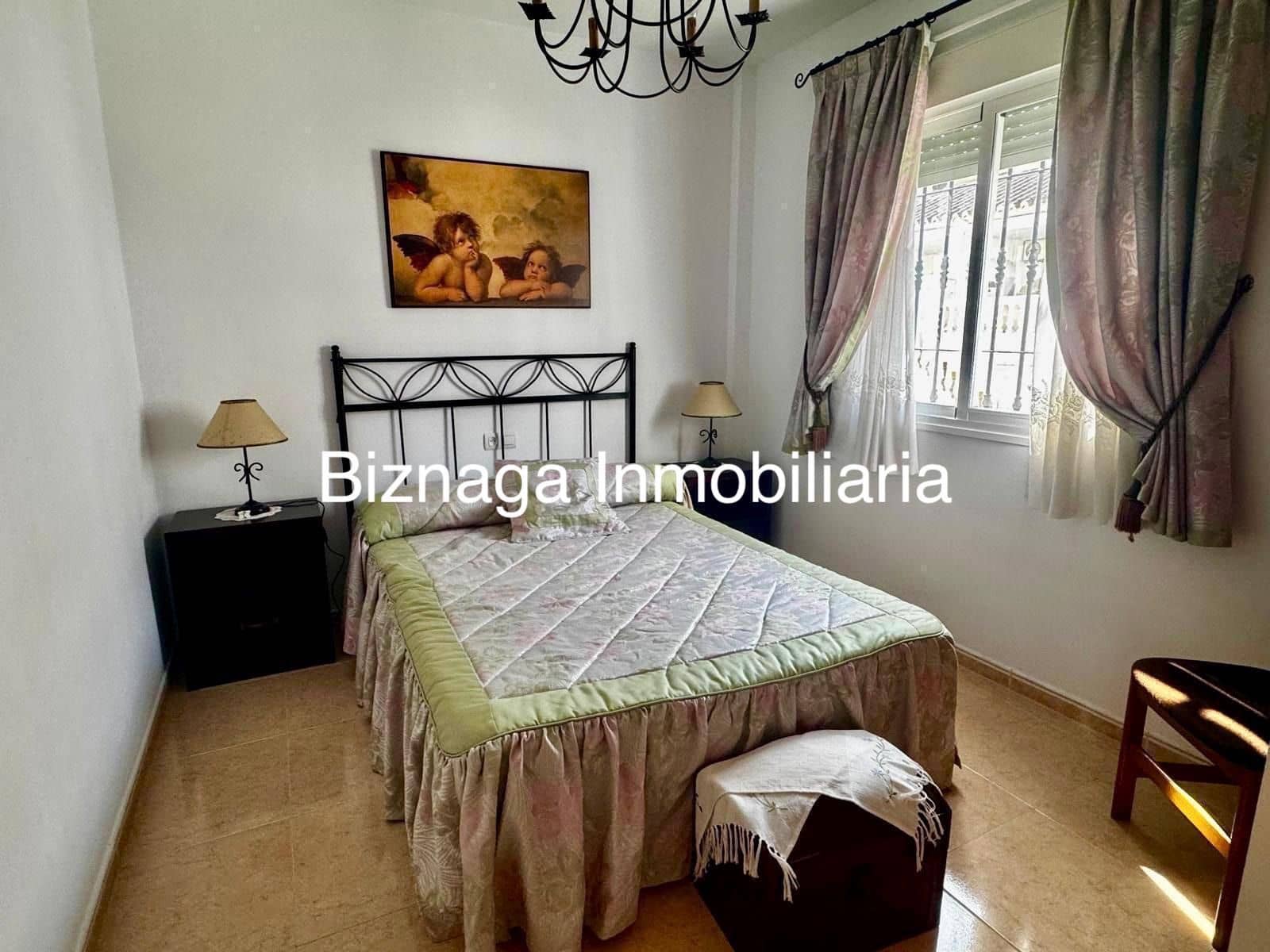 4 sypialnia Dom blizniak na sprzedaż w Torrox-Costa z basenem garażem - 520 000 € (Ref: 9340034)
