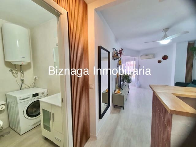 2 slaapkamer Appartement te koop in Centro Internacional, Torrox met zwembad - € 252.000 (Ref: 9340035)