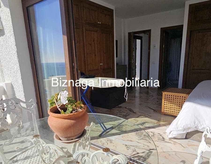 Chalet de 5 habitaciones en La Herradura en venta con piscina garaje - 1.180.000 € (Ref: 9340037)