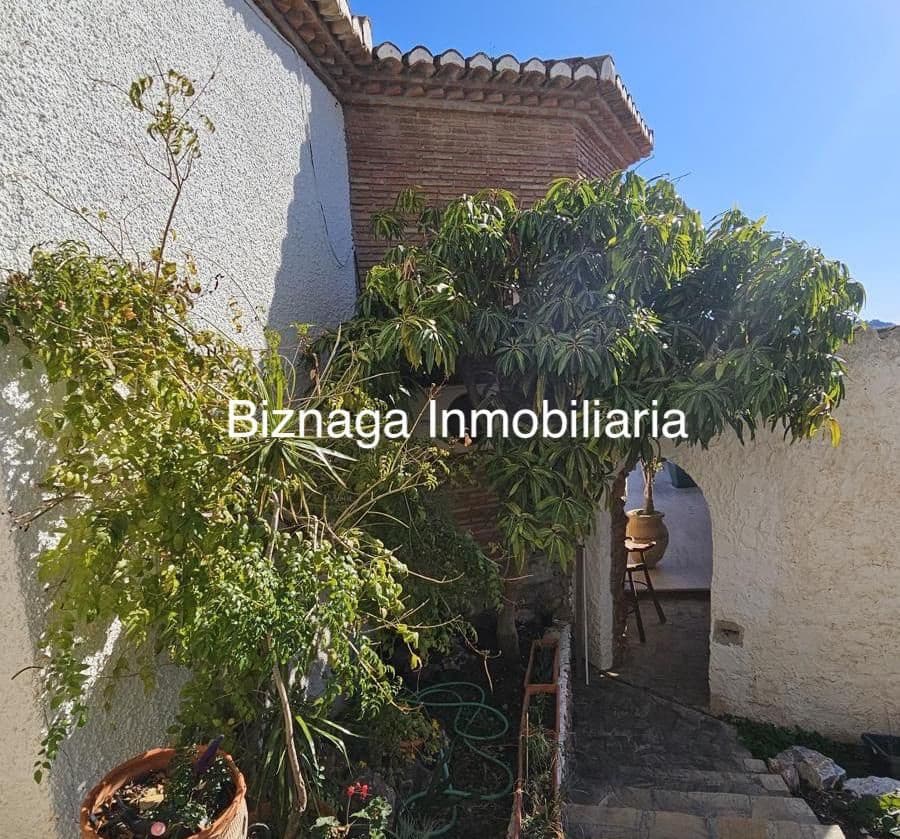 Chalet de 5 habitaciones en La Herradura en venta con piscina garaje - 1.180.000 € (Ref: 9340037)