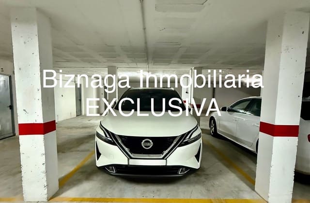 Garage til salg i Urbanización Santa Rosa, Torrox - € 21.800 (Ref: 9340040)