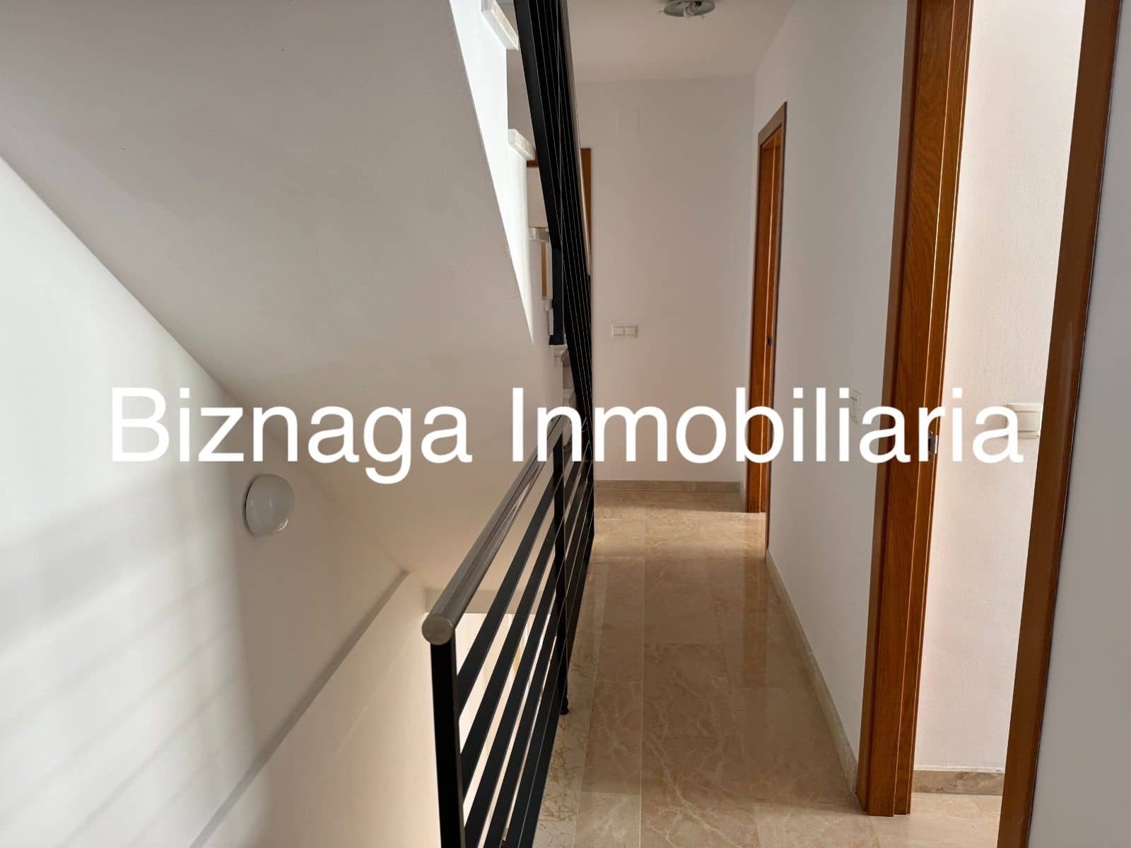 Chalet de 4 habitaciones en Benajarafe en venta con piscina garaje - 499.000 € (Ref: 9340045)