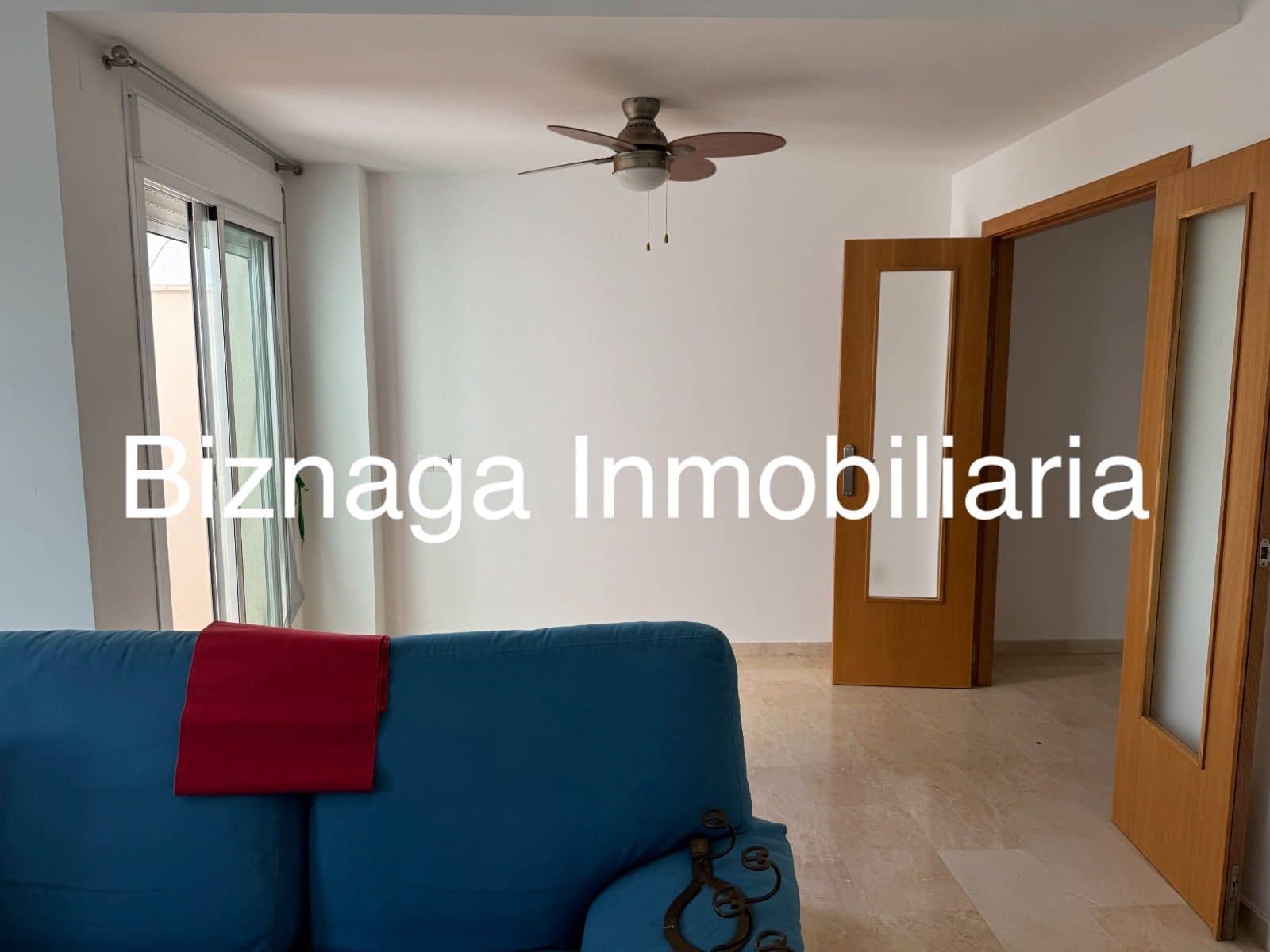 Chalet de 4 habitaciones en Benajarafe en venta con piscina garaje - 499.000 € (Ref: 9340045)