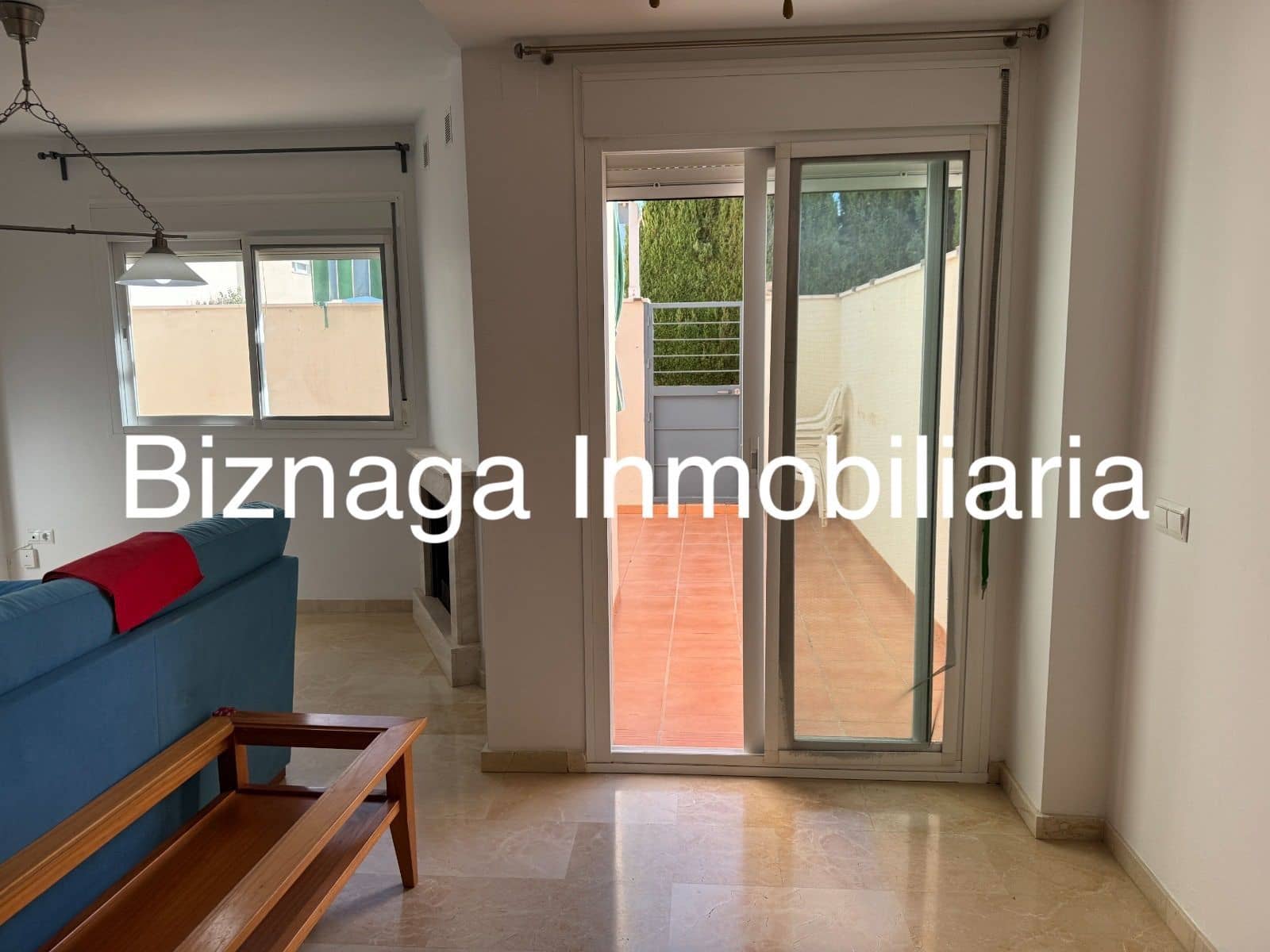 Chalet de 4 habitaciones en Benajarafe en venta con piscina garaje - 499.000 € (Ref: 9340045)